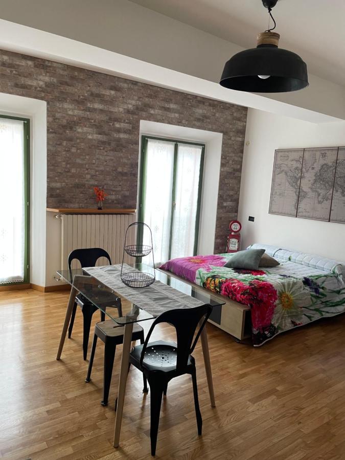 Una Finestra Sul Centro Storico Reggio Emilia Kültér fotó